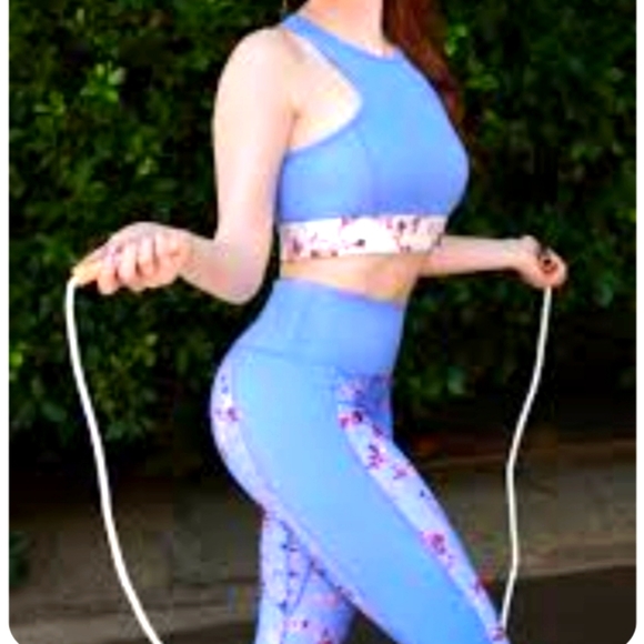 Fabletics 2pc 3X Active Wear - Picture 1 of 11